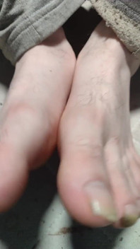 Unleashing the Beauty of My Naked Feet for You