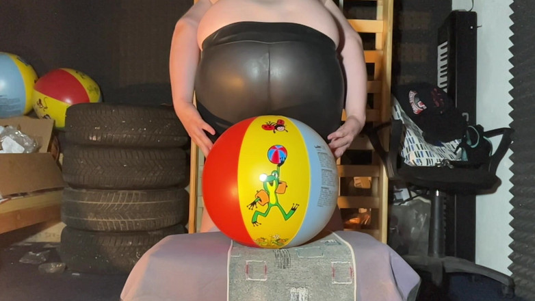 BeachBallsDuo: Bola pantai murah vs? 26 bola pantai diuji dengan berat gabungan...