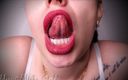 Goddess Misha Goldy: Le labbra di lipsy ti rendono debole come una scopata!...