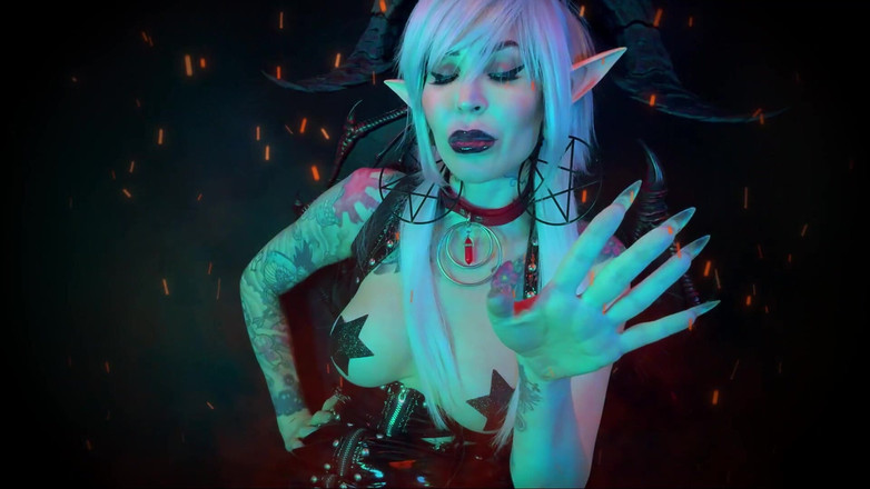 Baal Eldritch: Entrenamiento del baño del infierno con Demoness Baal - castidad, pis,...