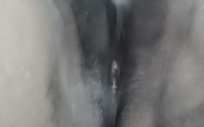 Suryasushma: Indian Sexy Lady Fingering Her Pussy in Full Horny Mood