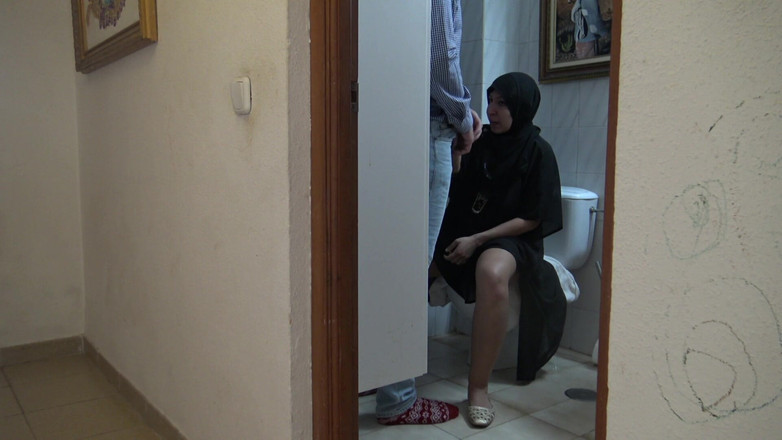 Souzan Halabi: Kåt egyptisk lärare med brittisk student i London