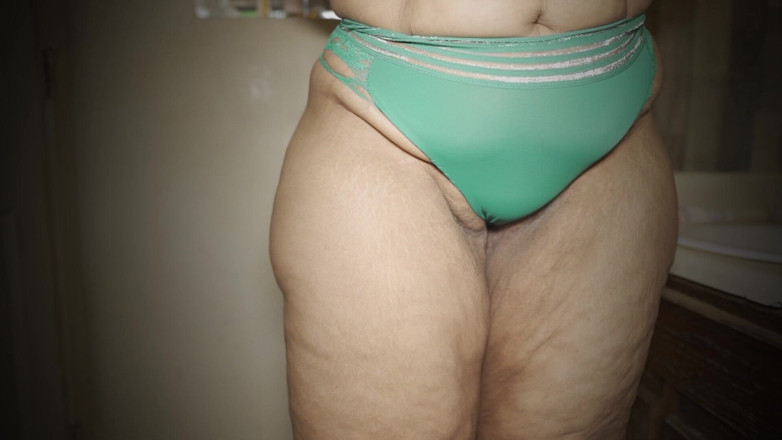 Sexpartyatl: Ratu anal pantat montok lagi pamer pantat bahenolnya