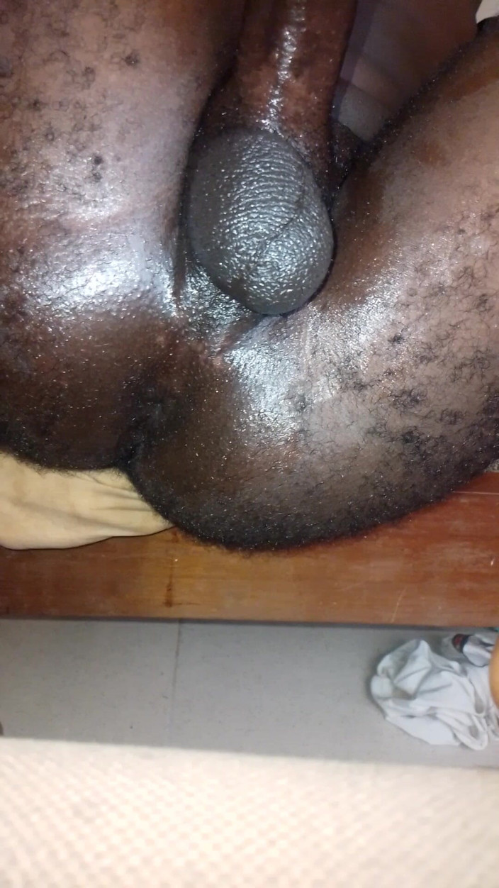 Bigdick12: Oljad rumpa
