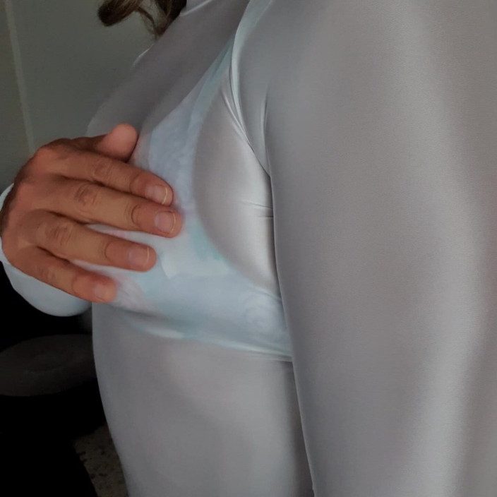 Sexy shinny clothes: Áo ngực mũm mĩm màu trắng xuyên thấu và áo ngực...