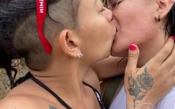 Fiesta porn: Kuss in der luft!