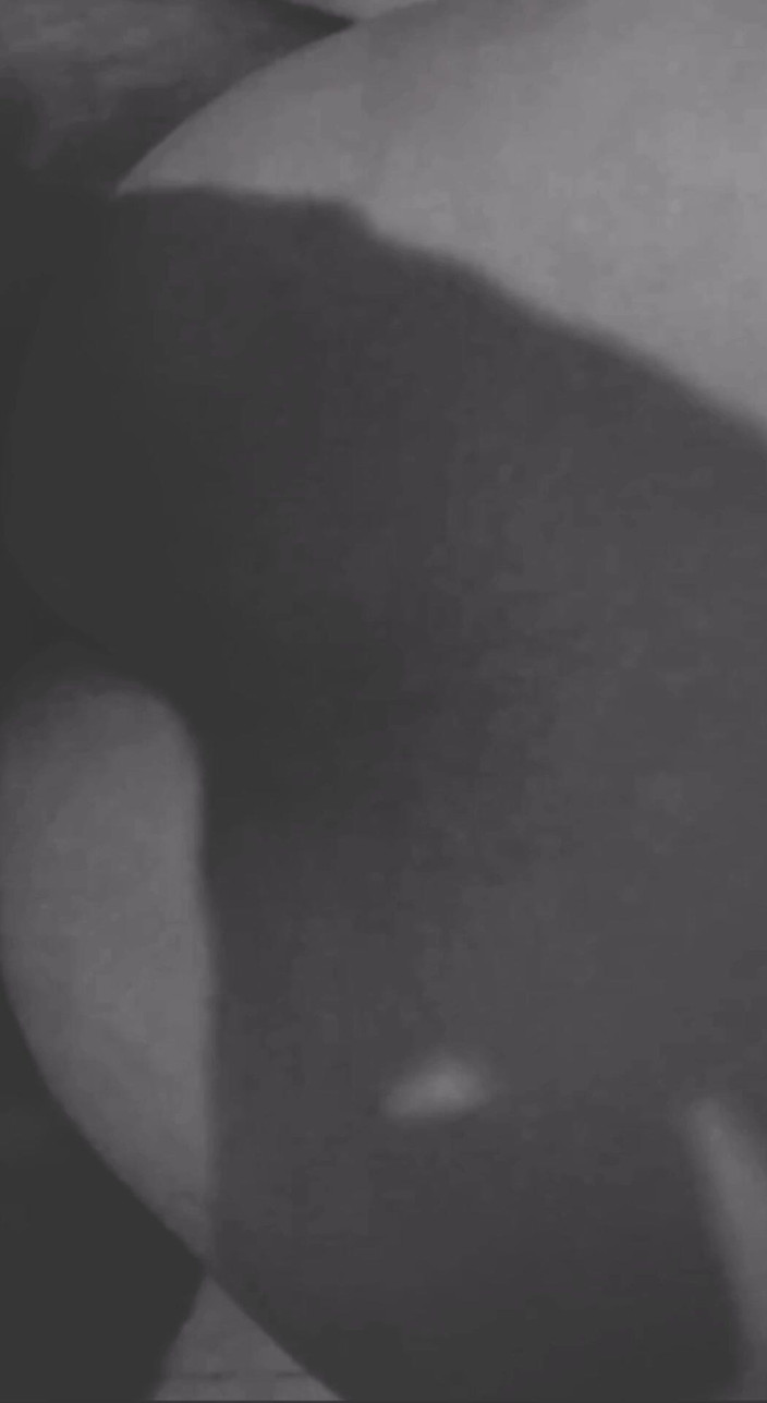 Rishi: Babu Mujhe bagno Me Chodo Na Aaj Bistar Ke Bad...