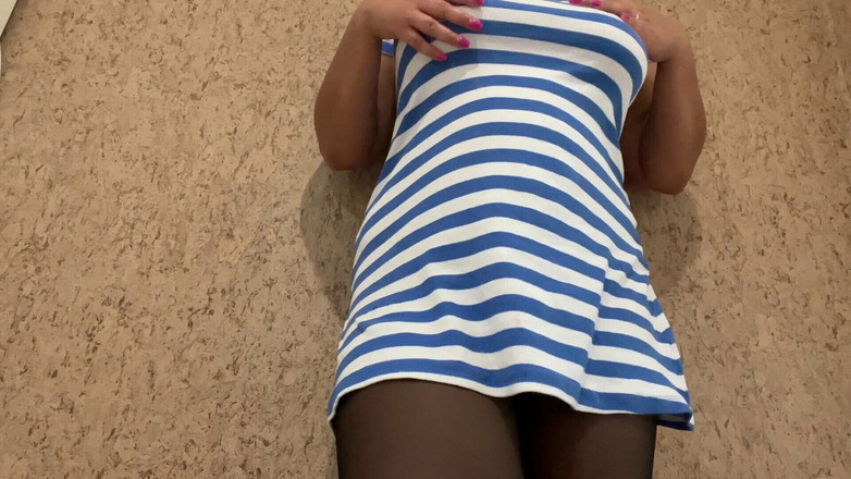 Lux Eva: Je vais me caresser jusqu'à ce que j'aie une compilation...