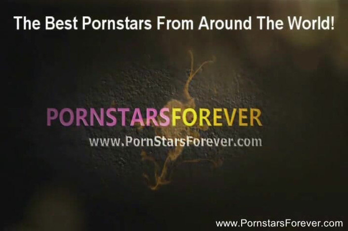 Pornstars Forever: 诱人的大胸部金发宝贝骑着巨大的鸡巴