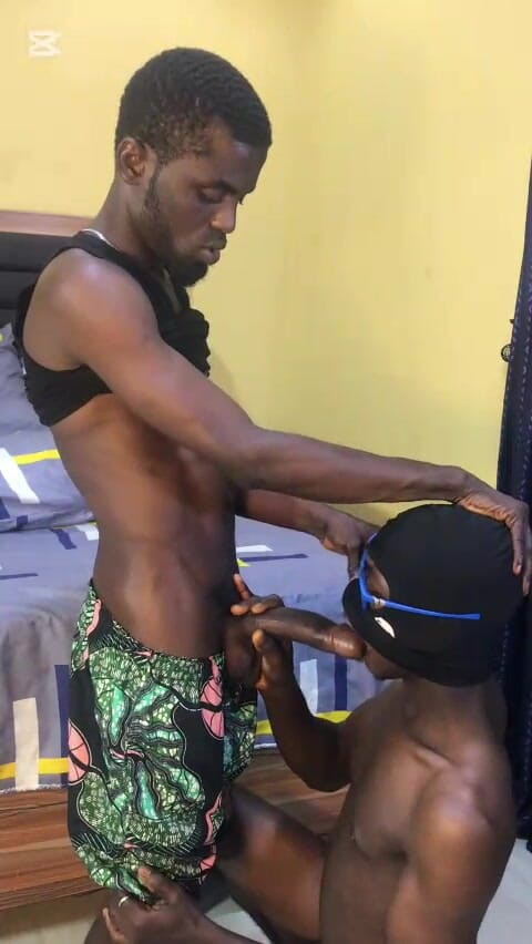 Porchey: Đụ người học việc của tôi một cách thô bạo...