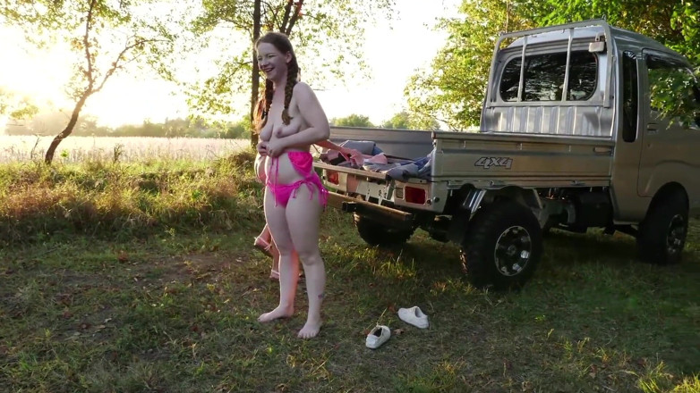 Private Society: Femmina cazzo femmina