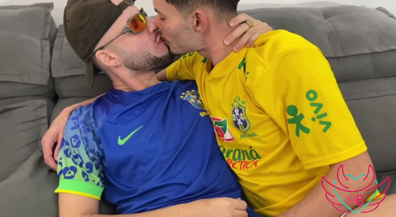 Heitor Bauman OFC: Braziliaanse klassieker: nationaal teamshirt, harde stok en geen condoom