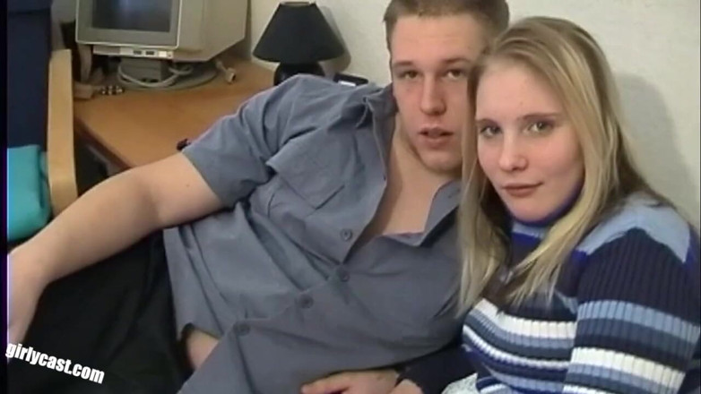 Girlycast: Claudia 18 lat - jej pierwszy film HC