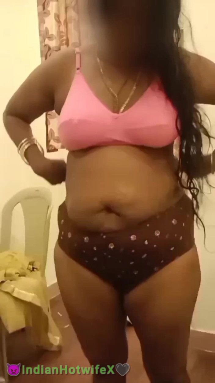 Renu Raj: Desi South Indian Tamil Naughty Wife Teases Her Cuckold Hubby
