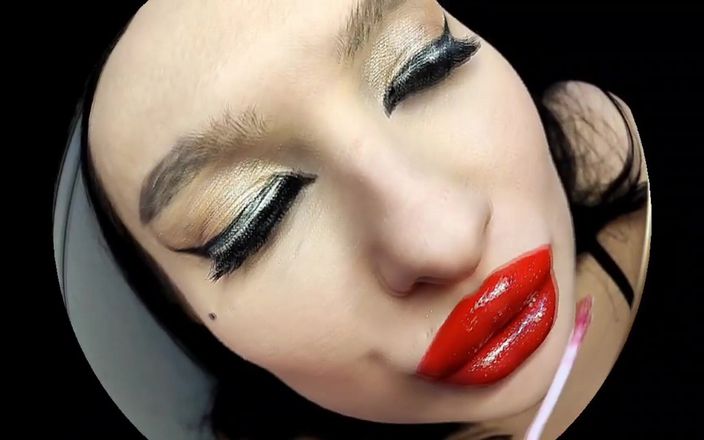 Princess18_: Big Red Lips Giantess