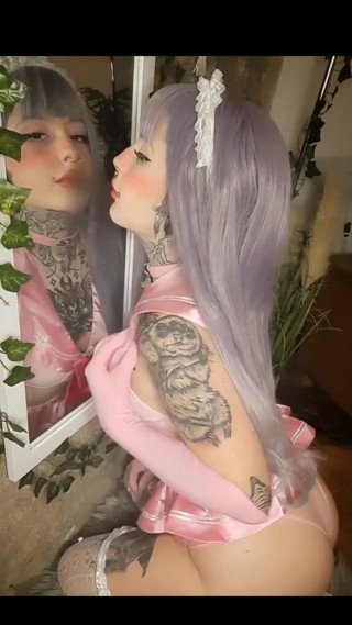 Yourfavecumslut: Making Out with Myself in the Mirror