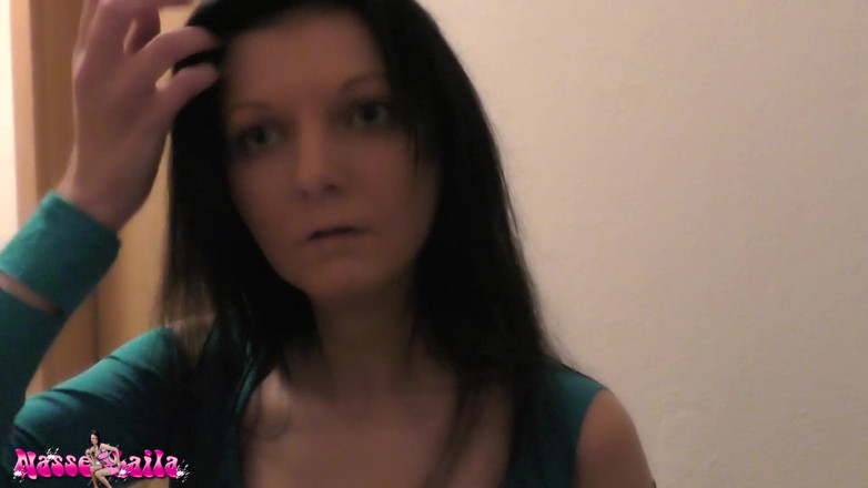 Laila Banx: Inundă-mi pizda de futut infidelă, excitat!!