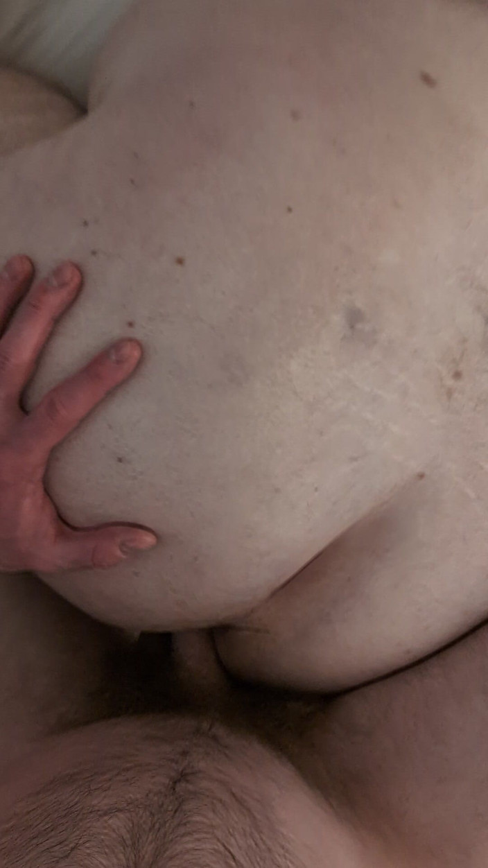 Chub toys: Mart la gatta mi scopa il culo grasso
