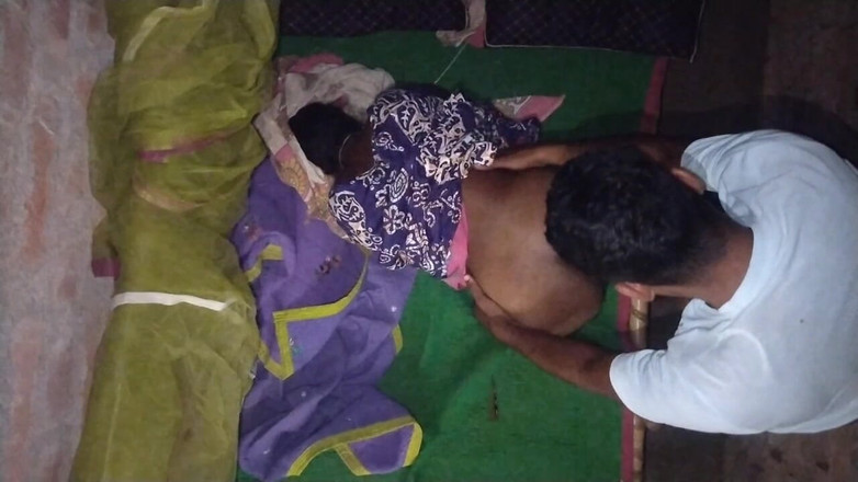 Pumi: Adik tiri desi kampung berkongkek keras