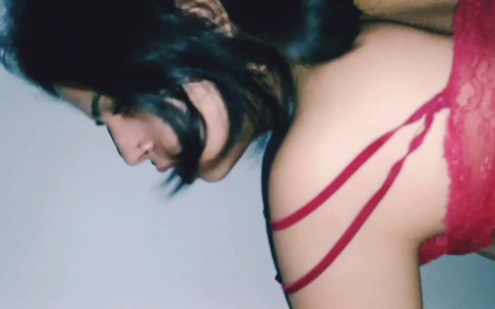 Hot Sis: 의붓아들과 하드코어 섹스하는 Latika 프론트 섹스