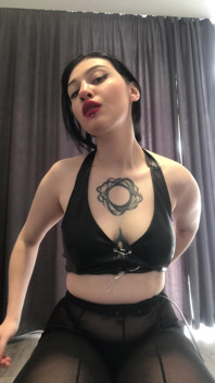 These Boobs Want to Be Kneaded Every Day!