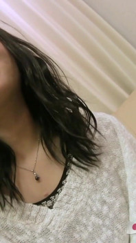 Tengere Japanse tiener amateur buitenshuis oppakken