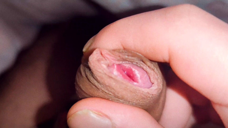 MartyBrady: Napalony Femboy Mastubating Seksowny kutas