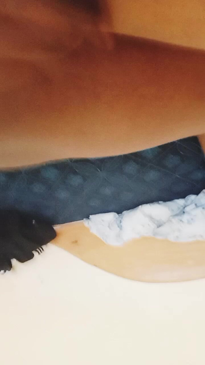 Me and my new slut: Cewek sange ini dientot habis-habisan sama pacarnya sampai mengerang keenaan!