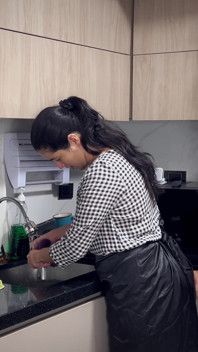 Nouvelle Agente de Travailleuse Domestique de l’Année 10/10