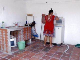 Studio Falcony FJ: Aiuto la mia sorellastra Alydenalyoficial nella lavanderia la scopo davvero...