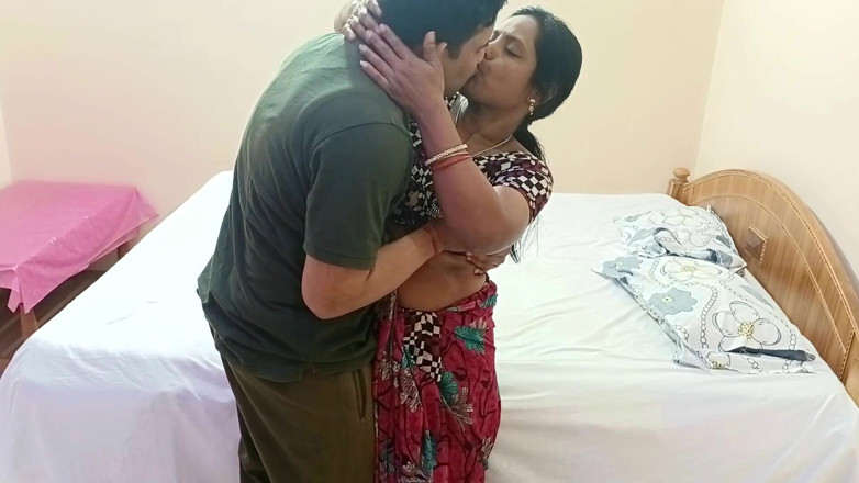 Popmini: Schattige en hete buurvrouw trouwde met Seema Bhabhi, erg geile...