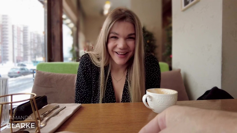 Amanda_Clarke: Buat Aku Muncrat Di Restoran - Seks Di Tempat Umum