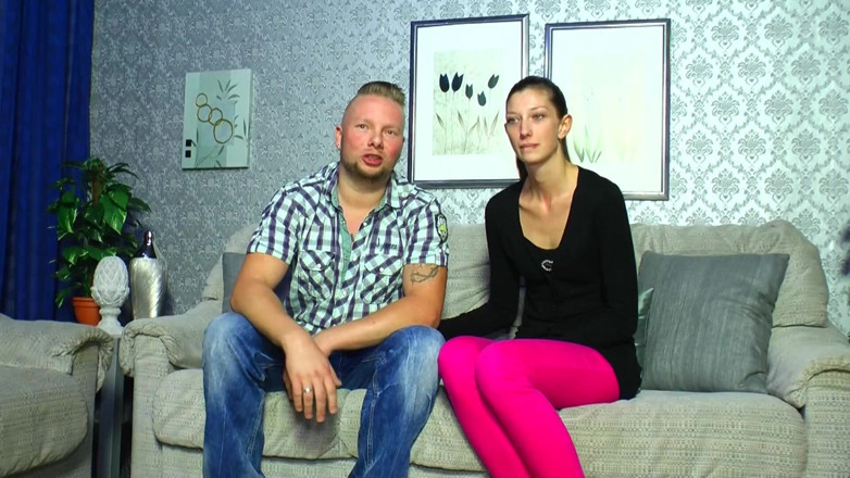 German Porn: Hausbesuch Bei Paar, Heisse tiener - huisbezoek aan stel, hete tiener