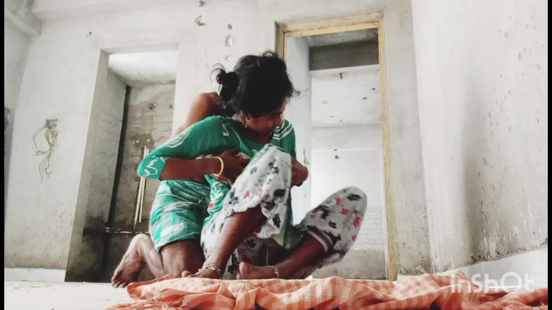 AmpleOunce283: Горячая бенгальская бхабхи дези Gaon попала в здание Naya, часть 02