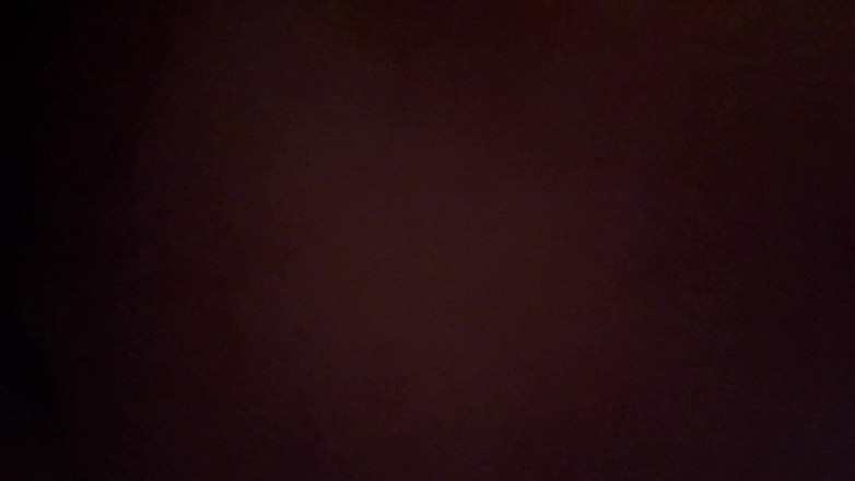 HungOutWet: 큰 백인 자지로 즐기는 밀프 핫와이프