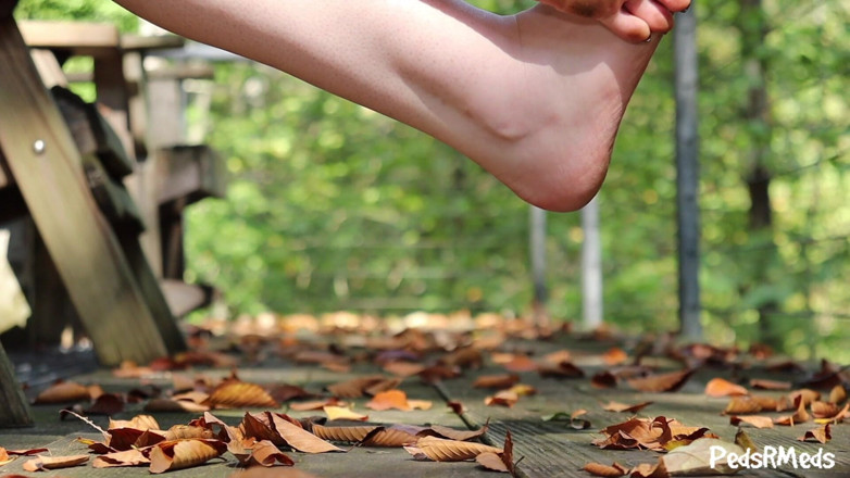 PedsRMeds: Topsecretpoison Barefoot on the Balcony