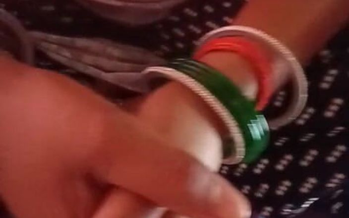 Rakhi3e: Il mio giorno romantico giorno sessuale