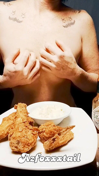 AzFoxxxTailPhelicia: Foodplay-chicken-ad2