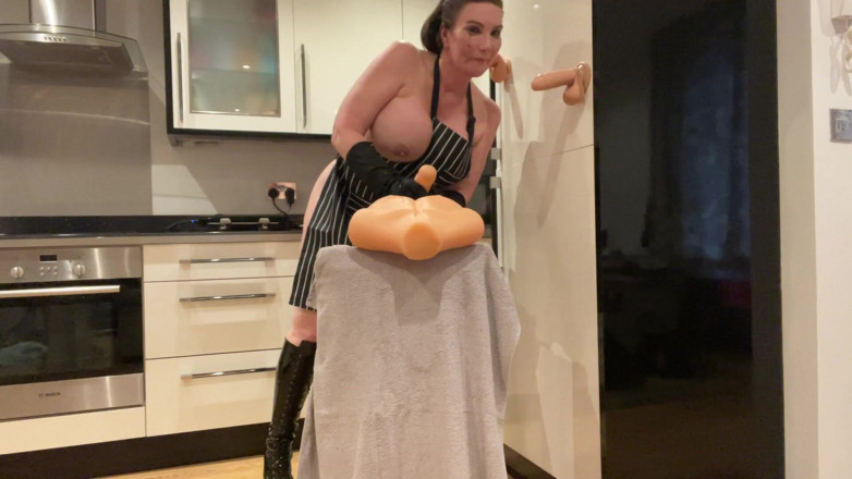 Sophie James: The Nastiest Stepmom Deepthroat Apron Slut There Is!!