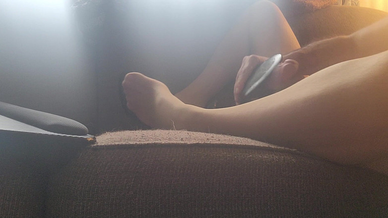 Feet Lover: เล่นกับควยใหญ่ในถุงน่องและส้นสูง