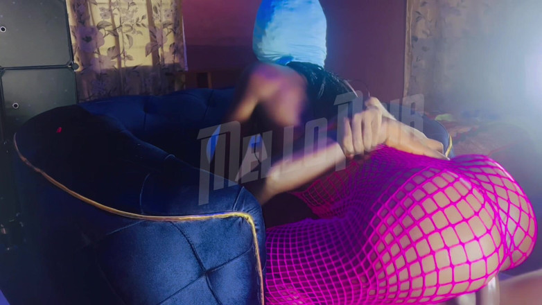 Mello Noir: N’aimes-tu Pas Ce Que Tu Vois