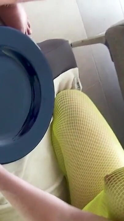 Dutch Throat Goat Teen Licks Seed Plate for Dessert (Cumbizz)