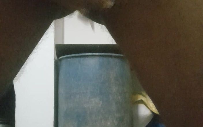 Sam jay: Pancutan mani zakar bertindik besar