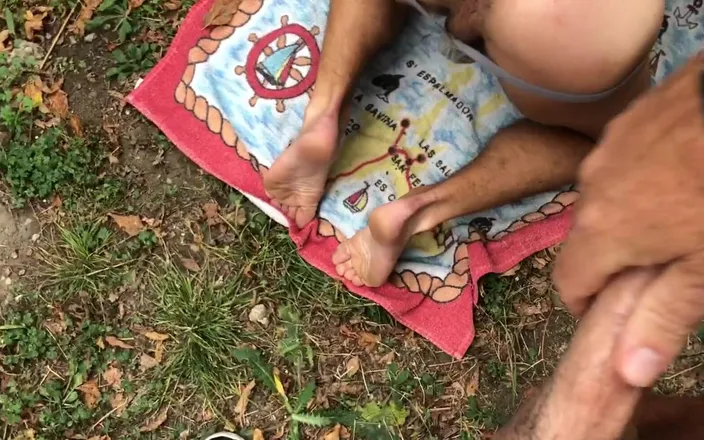 Crunch French bareback porn: Slut Snif My Sneakers Befor Sucking Me and Give Him...
