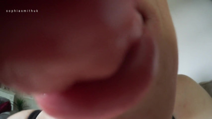 SophiaSmithUK: मुझे तुम्हें चाटने दो