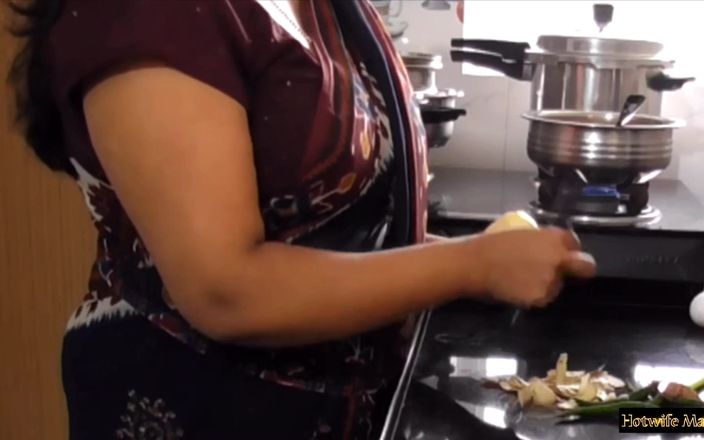 Ashique: Ho scopato la padrona di casa nella sua cucina.