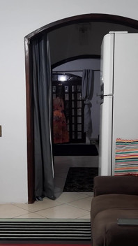 The Cuckold Doesn't See the Sugardaddy Arrive to Fuck His Wife and Still Has to Clean Her Pussy