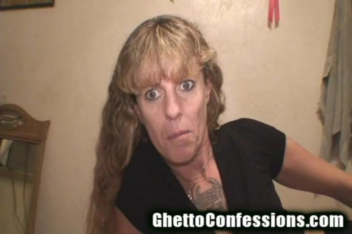 Ghetto Confessions: Ibu-ibu mesum ini di-gangbang sama cowok mexian pejalan kaki di...