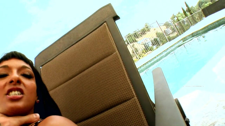 Cruel Media TV: Loona Luxx se fait baiser par David Perry, Toni Ribas...