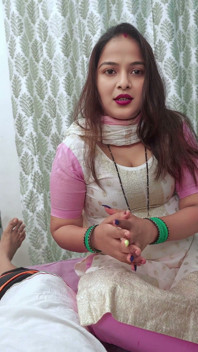 Chachi Ki Chudai- Chachi Helped Injured Stepson for Pissing, After Touches Dick She Can't Control Herself.